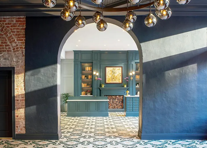 The Eliza Jane, In The Unbound Collection By Hyatt